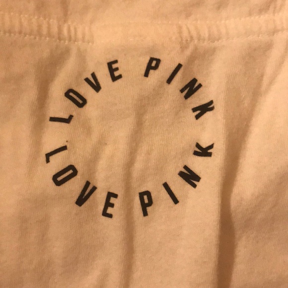 white crop top in good condition no rips & tears - Picture 3 of 3